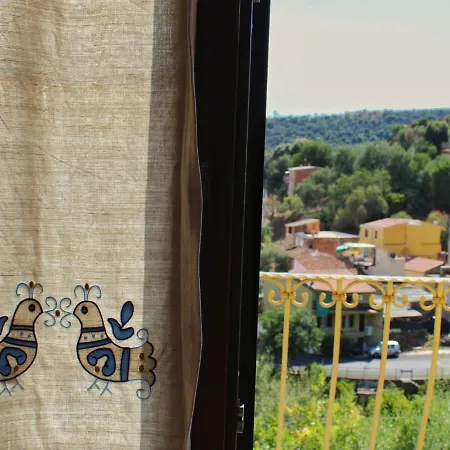 Bed & Breakfast Melograno Triei